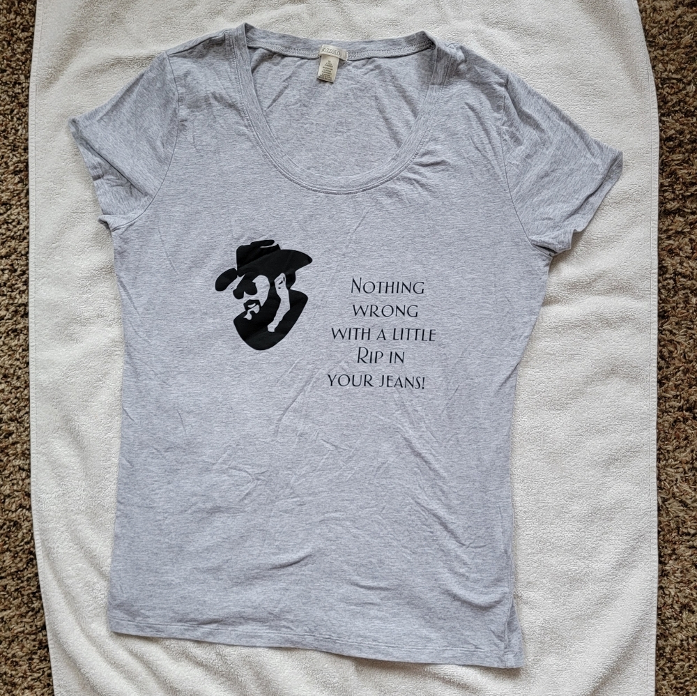 "Rip" T-shirt